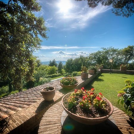 Casa Dei Lecci Appartement Foligno Buitenkant foto