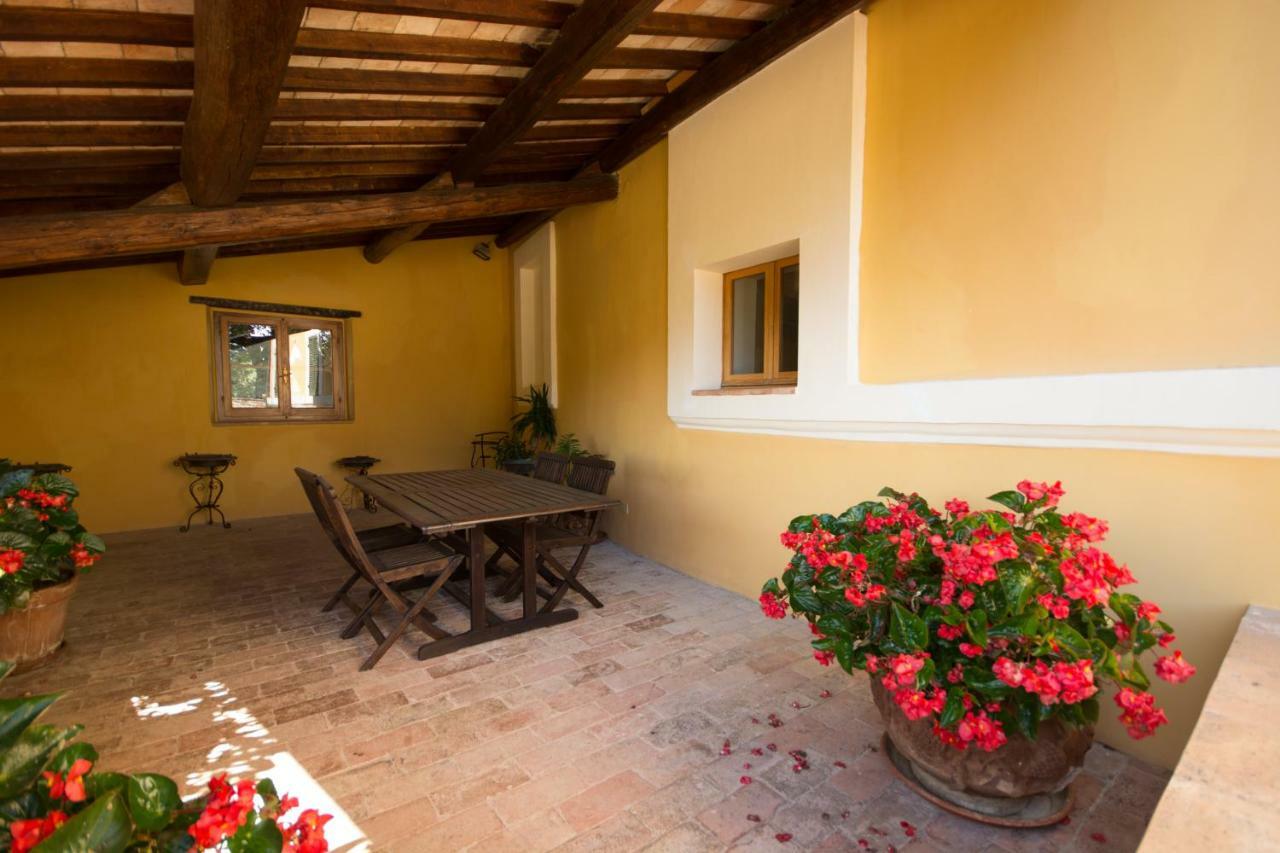 Casa Dei Lecci Appartement Foligno Buitenkant foto