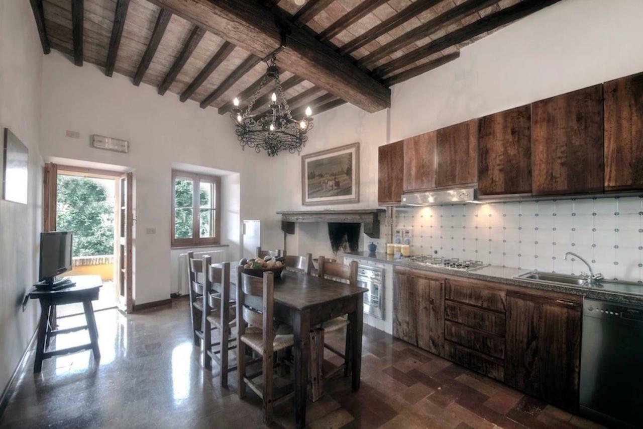 Casa Dei Lecci Appartement Foligno Buitenkant foto