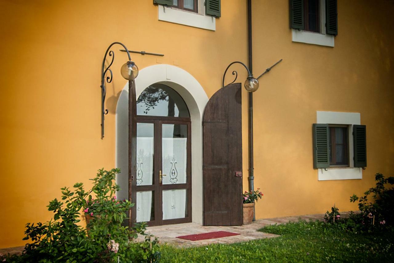 Casa Dei Lecci Appartement Foligno Buitenkant foto